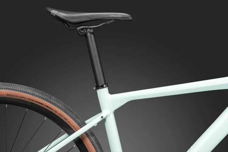 Kristall-GravelOFF_Detail-Sattel